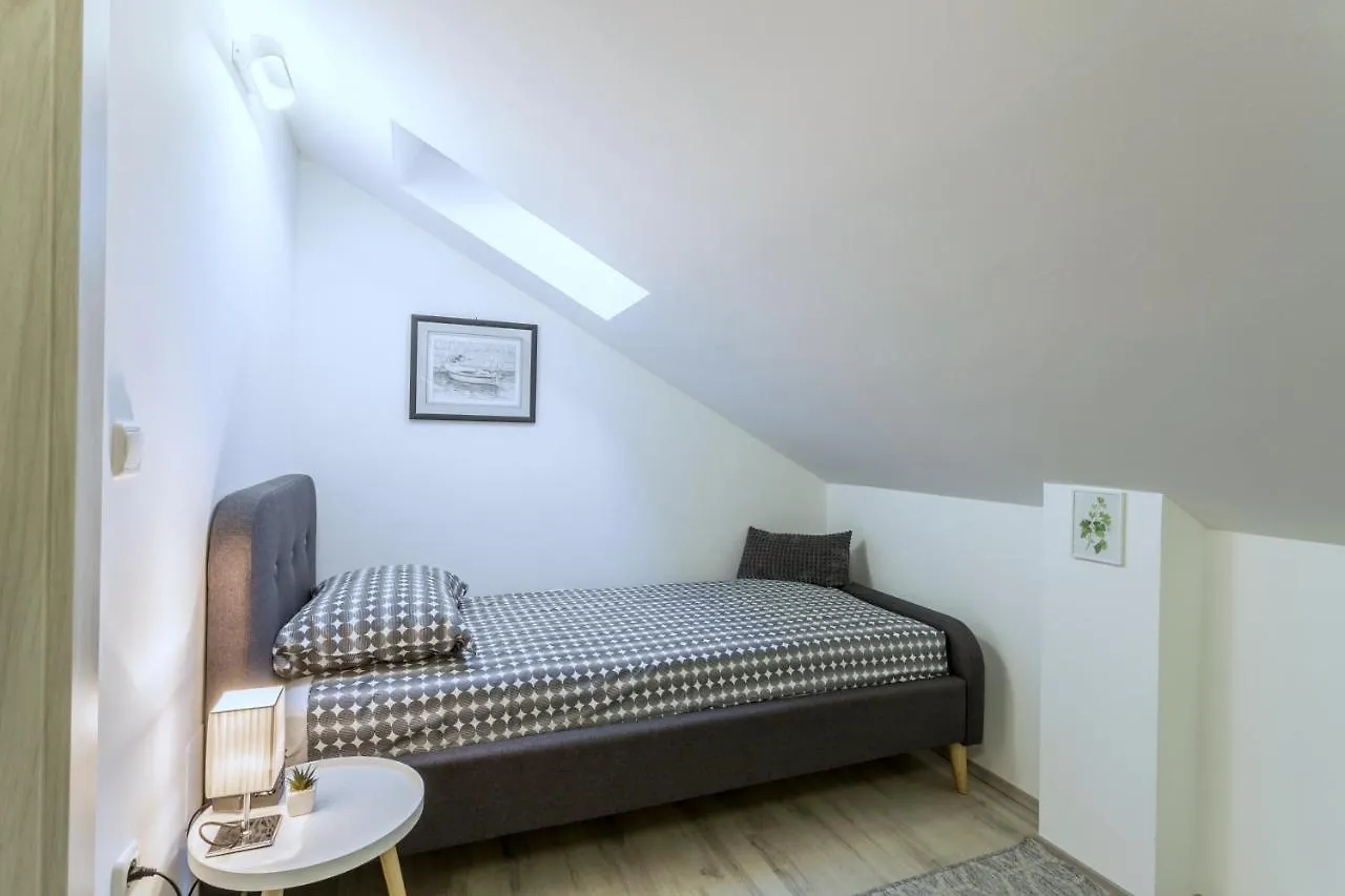 Kalea Apartment Kaštela