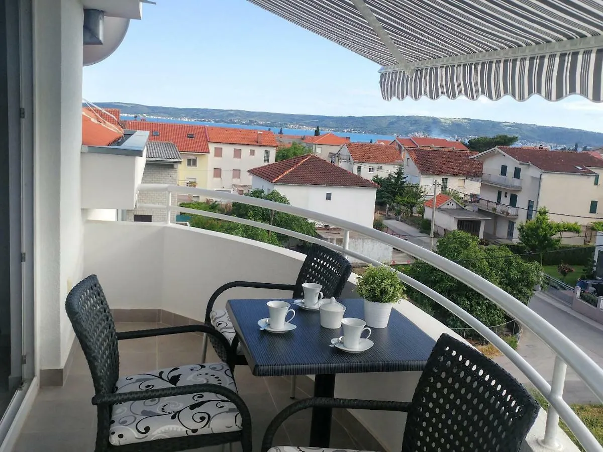 Kalea Apartment Kaštela